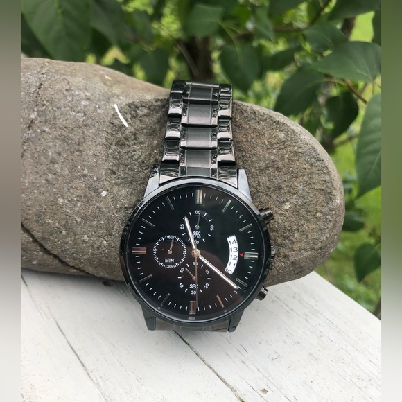 NEW-Men’s Stainless Steel Watch- great gift for the firefighter in your life. - Picture 3 of 15